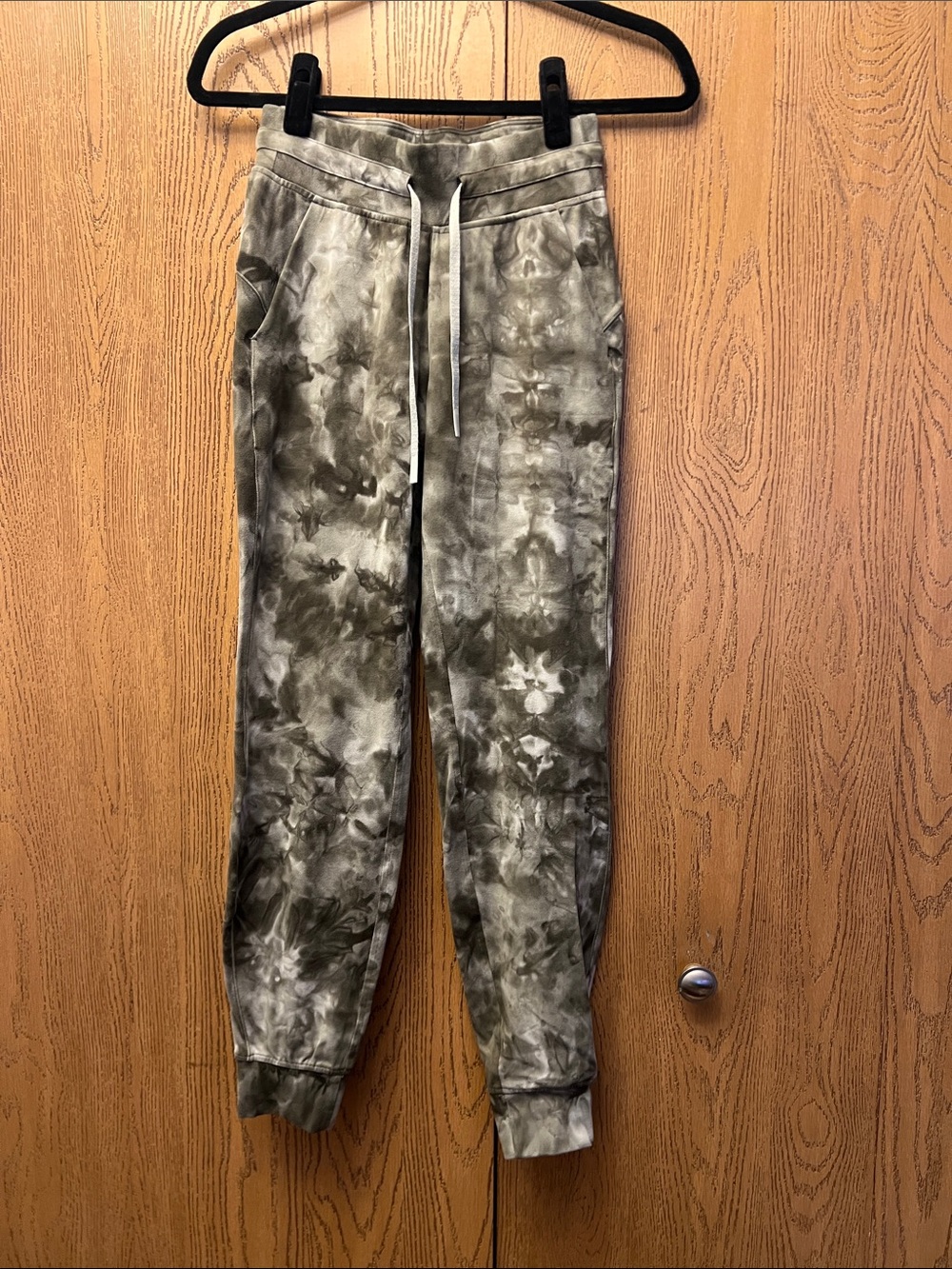 lululemon athletica Olive Gray Tie-Dye Men's Joggers